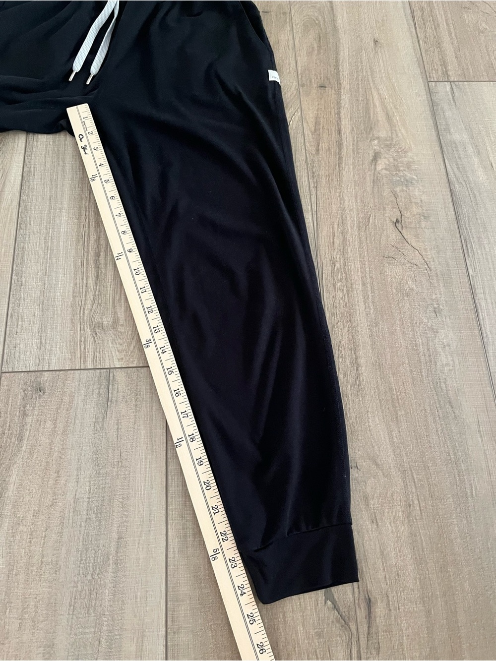 Vuori Women's Performance Joggers Black Small Athleisure - Picture 8 of 9